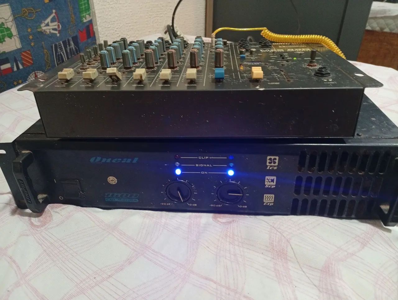 Amplificador e mesa usados em ótimo estado  - Foto 4