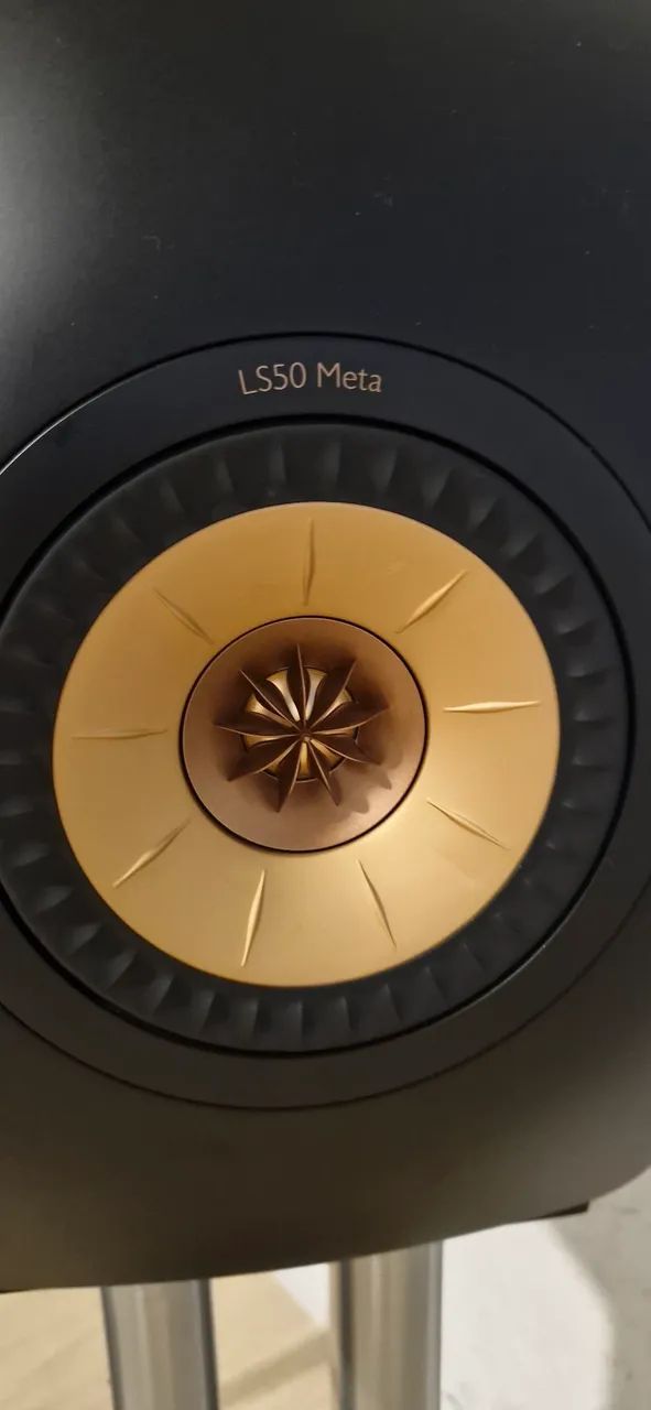 Par de Caixas Bookshelf KEF LS50 meta - Foto 4