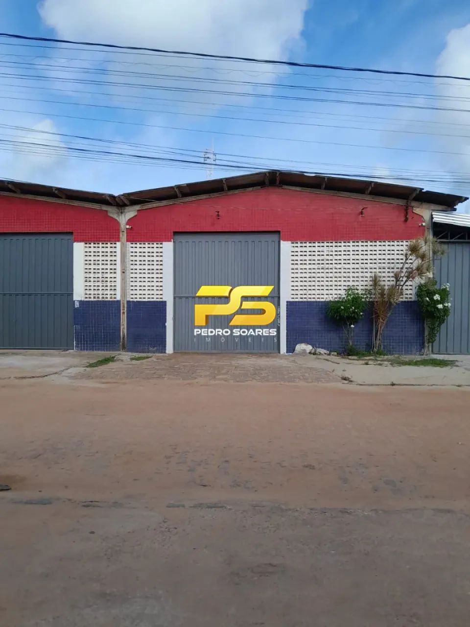 GALPÃO COM 165m² DE ÁREA CONSTRUÍDA EM CABEDELO REF: 213