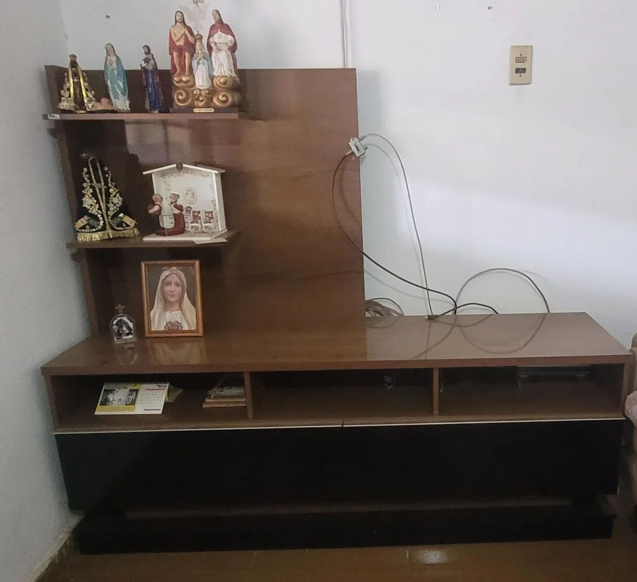 Vendo rack sala com duas gavetas - Foto 4