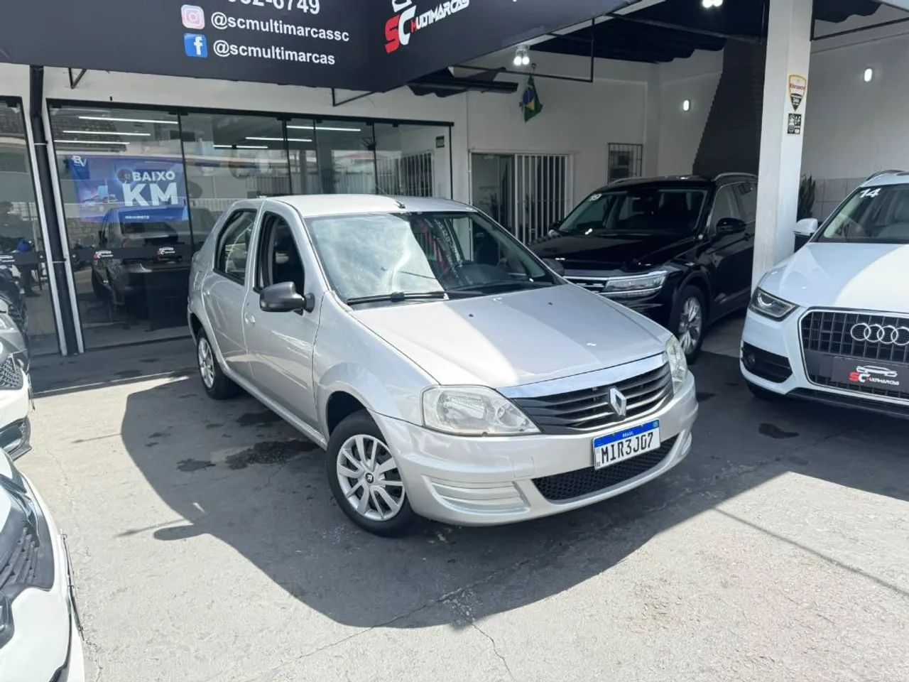 Renault Logan Authentique Hi-flex 1.0 16V 4P 2012 - Foto 2