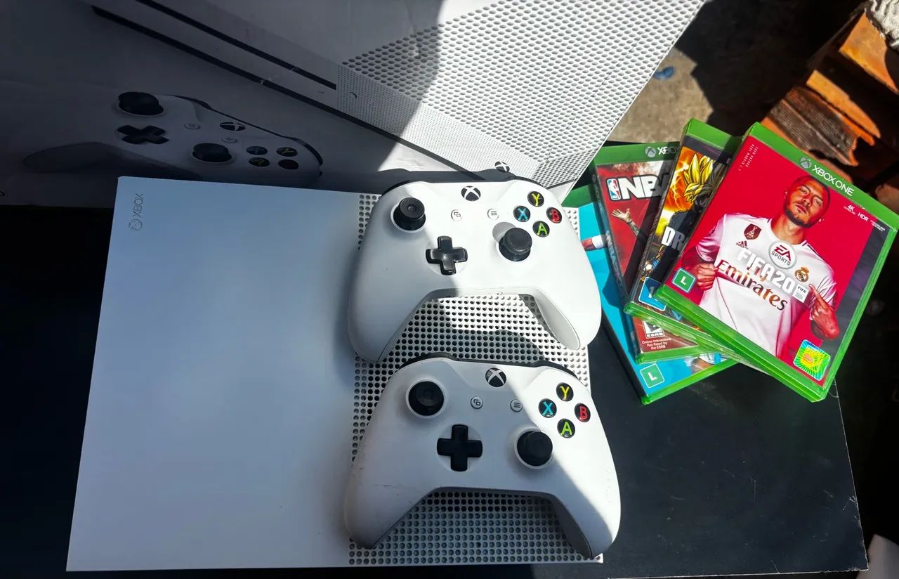 XBOX ONE S 1 TERABYTE - Foto 3