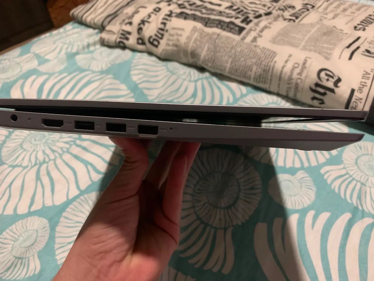 Lenovo IdeaPad 3 15IML05 - Foto 2