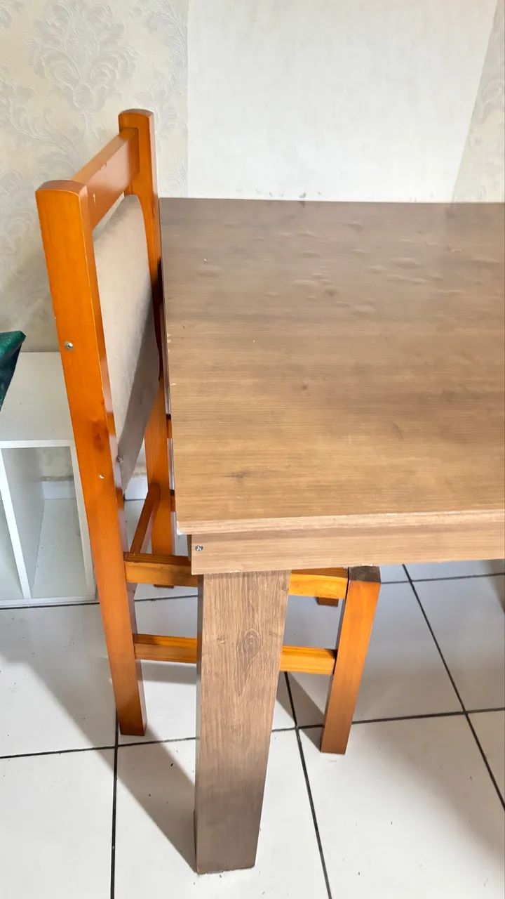 Mesa quadrada pequena de cozinha  - Foto 2
