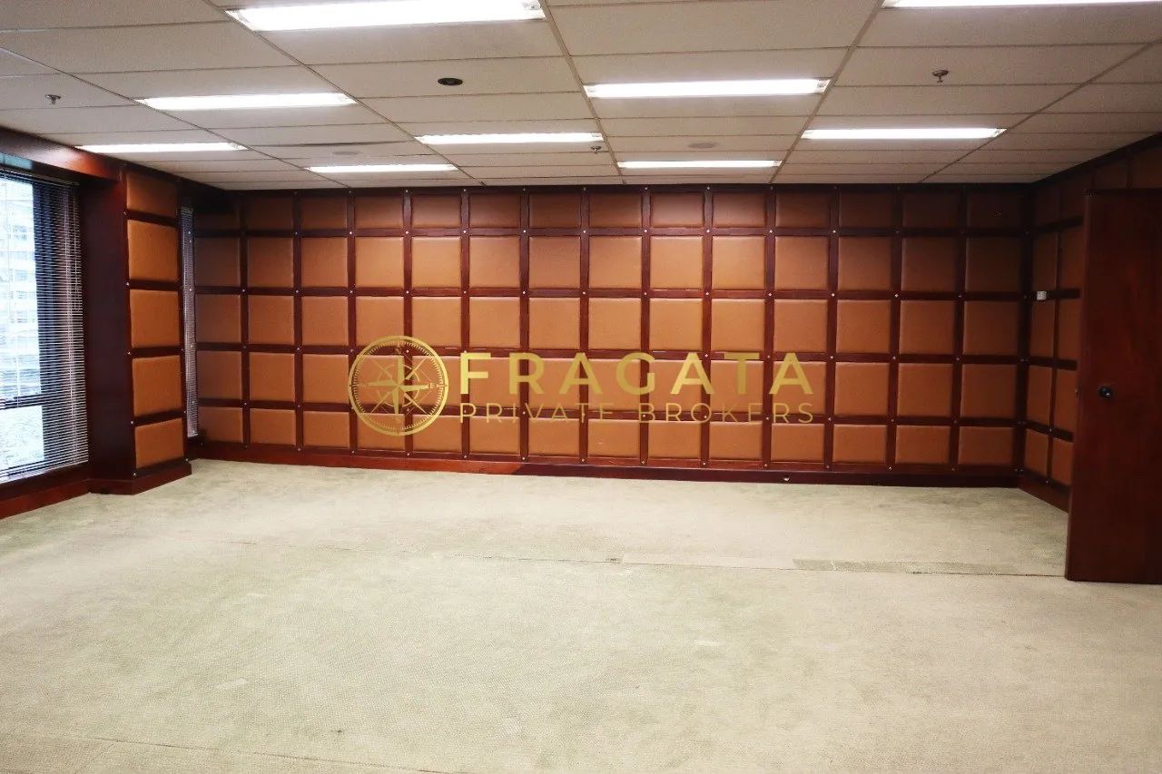 Andar Comercial, Antigo Escritório do Banco Alfa - Foto 2
