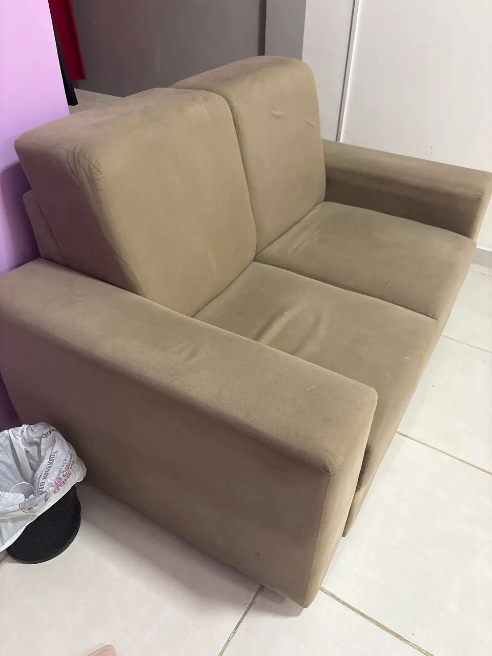 Sofá 2 lugares marrom  - Foto 4