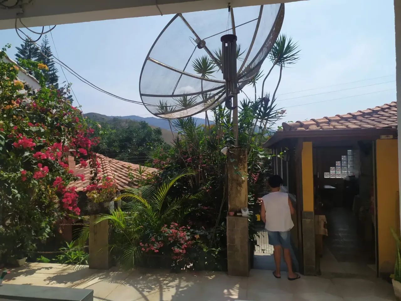 COD 719 - LINDA CASA EM CONSERVATÓRIA - VALENÇA, RJ - Foto 4