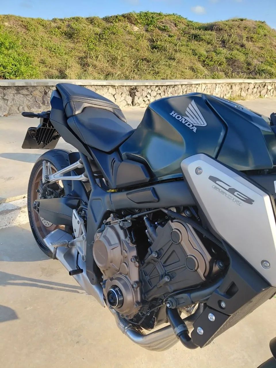 Honda CB 650R 2023 - Foto 3