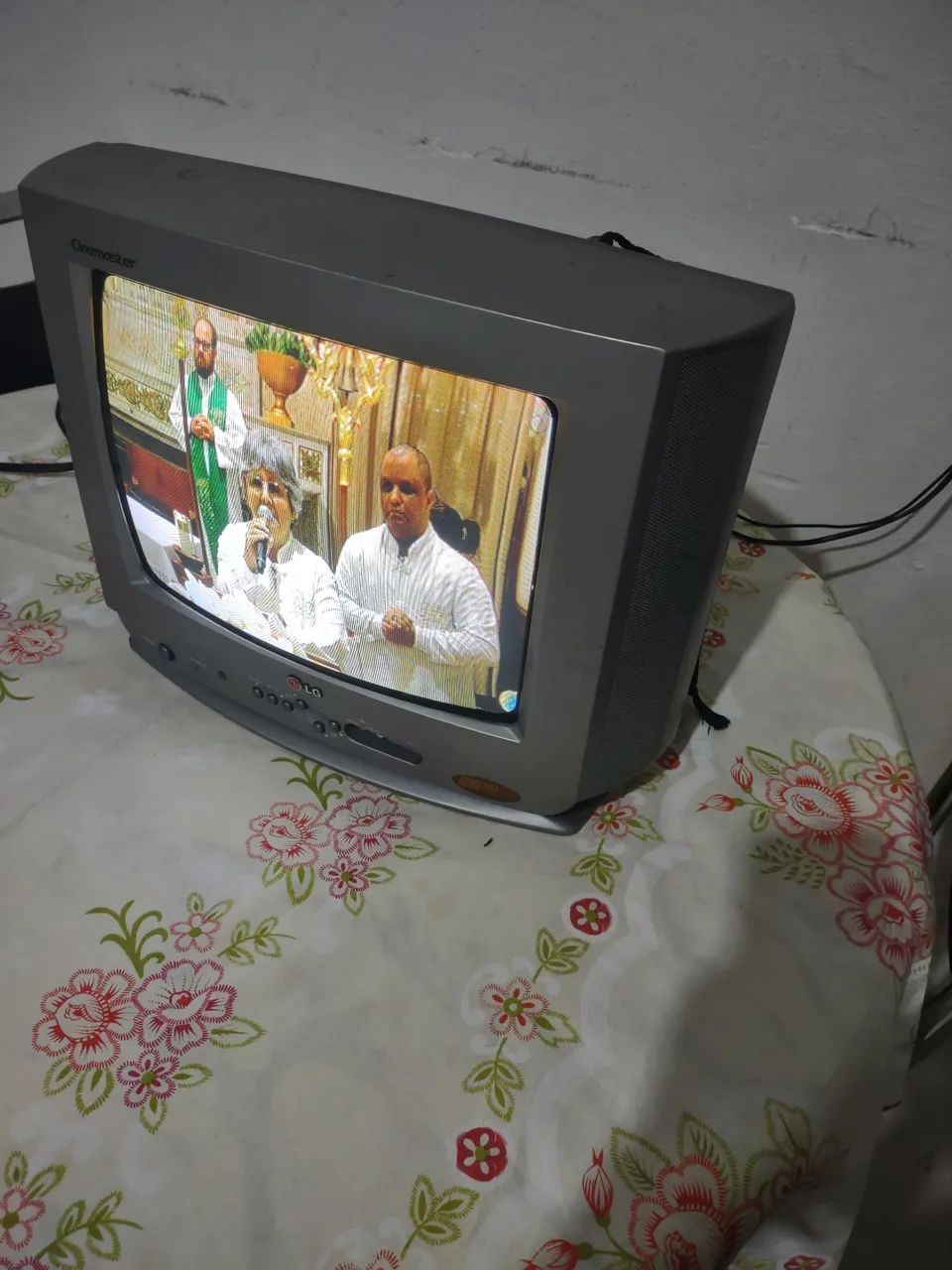 Tv 14 polegadas com conversor digital 