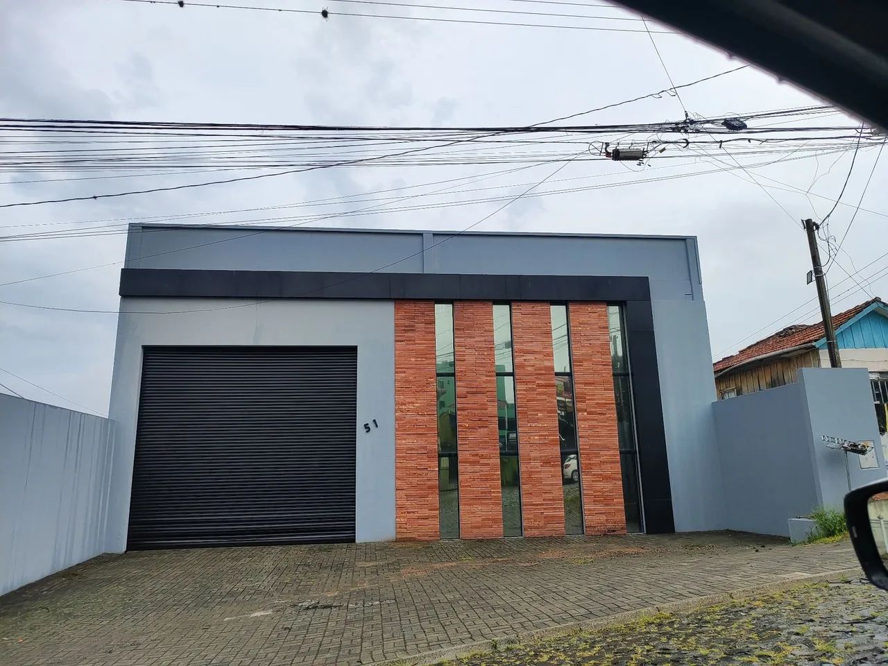 Alugo ou Vendo 