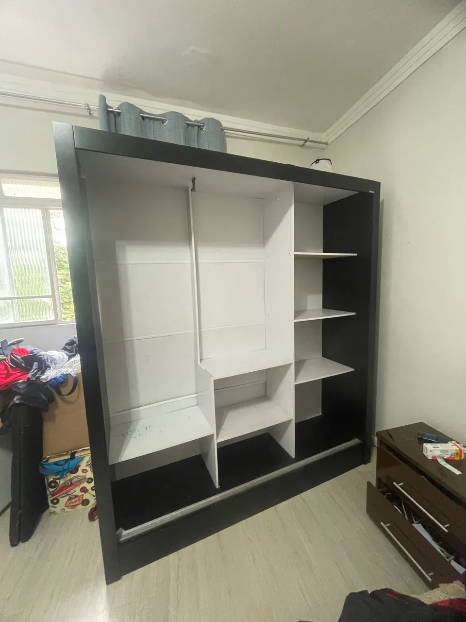 Guarda roupa carioca