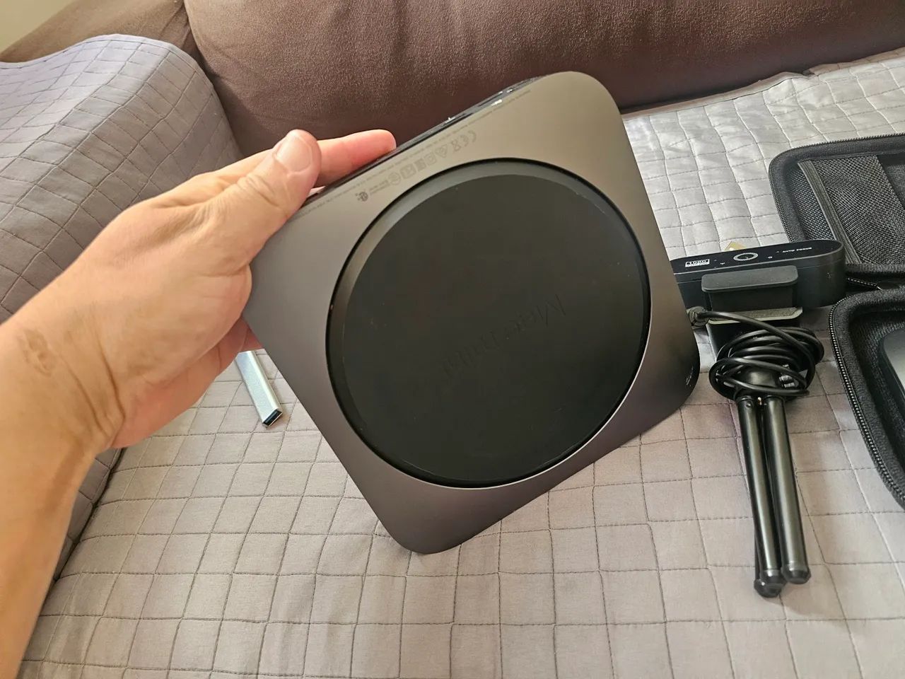 Mac mini 2018 (Intel Core i7 / 32GB RAM / 512GB SSD) <br