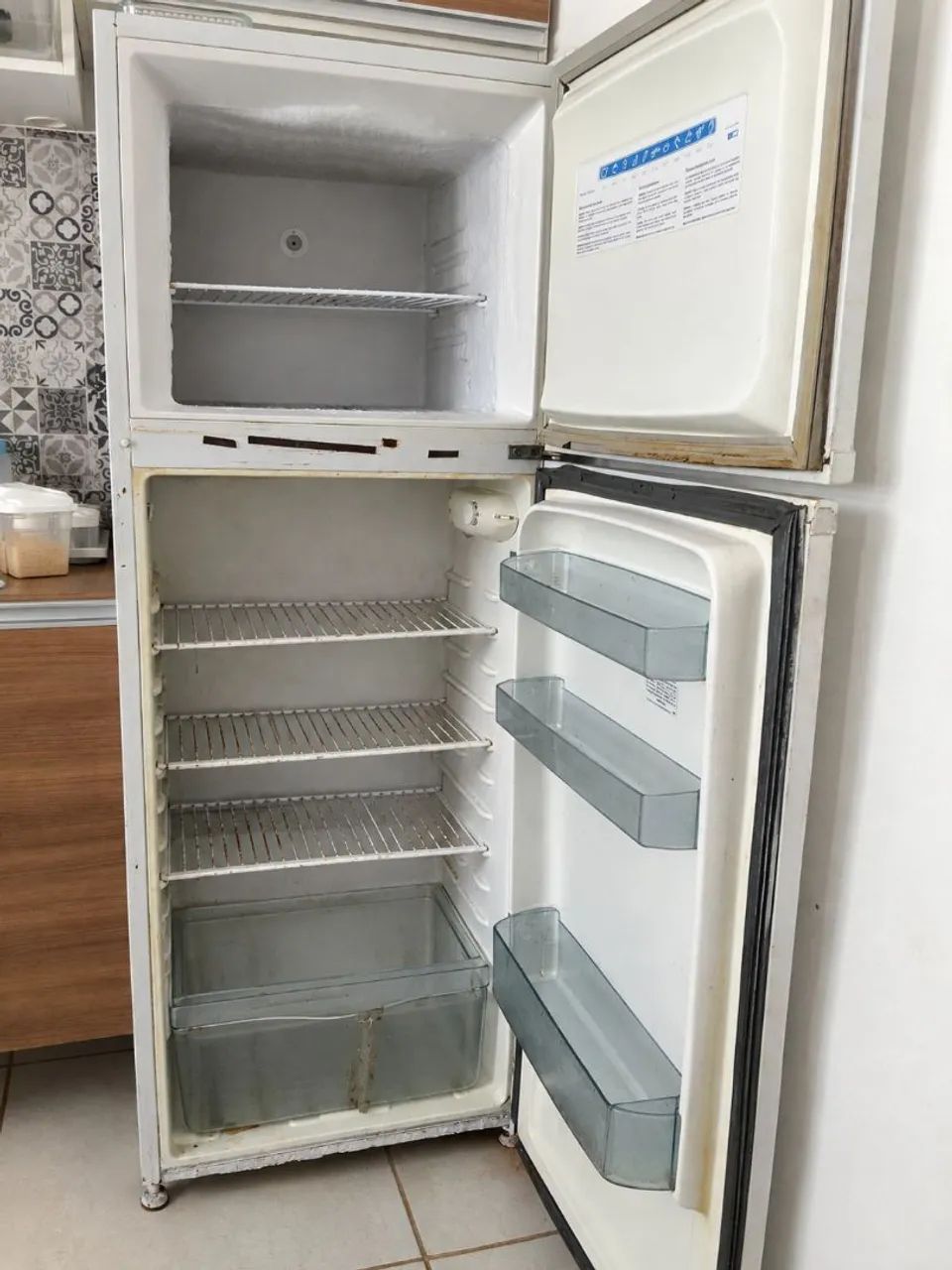 Vendo geladeira usada 