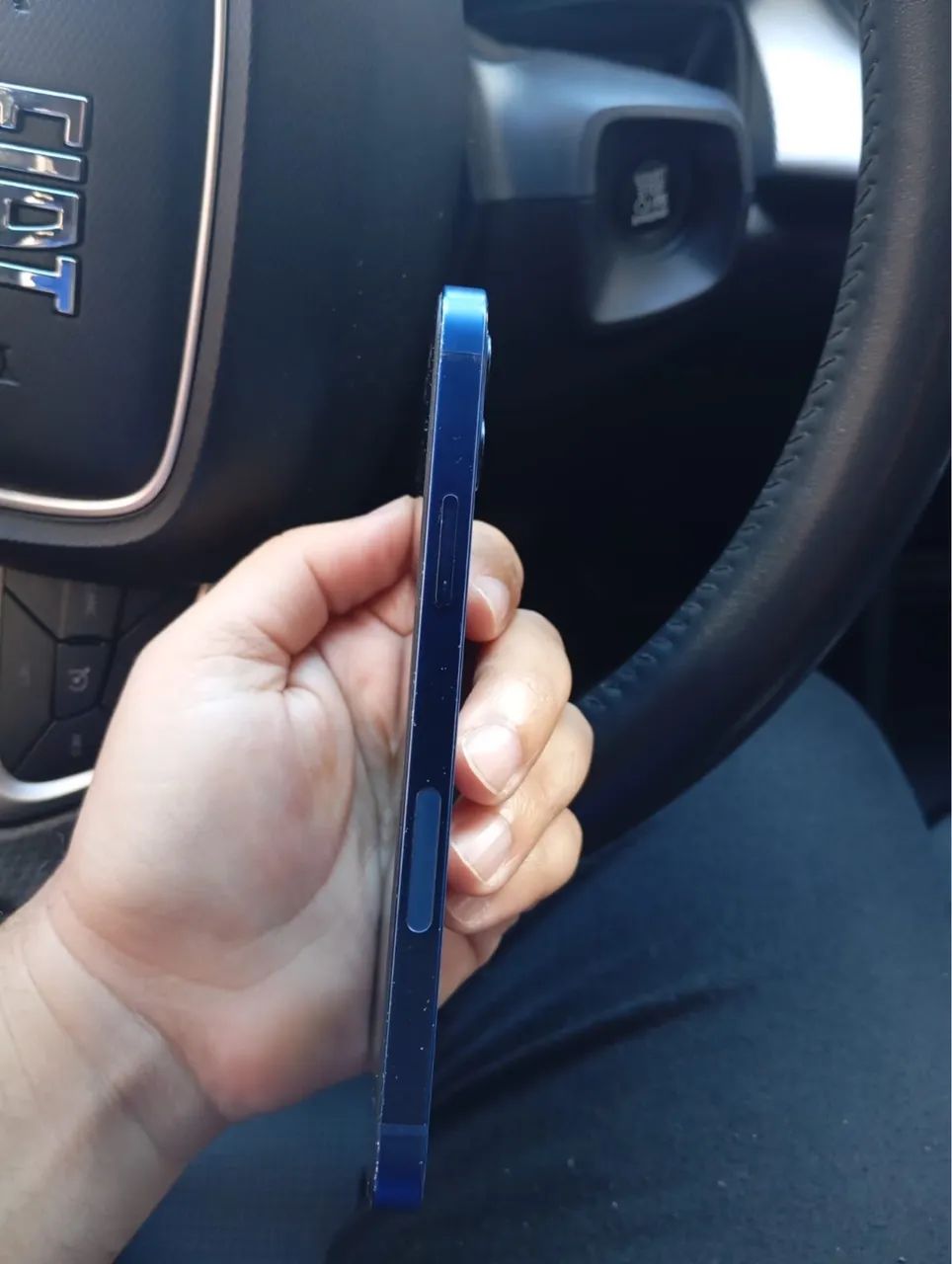 iPhone 12 AZUL  - Foto 3