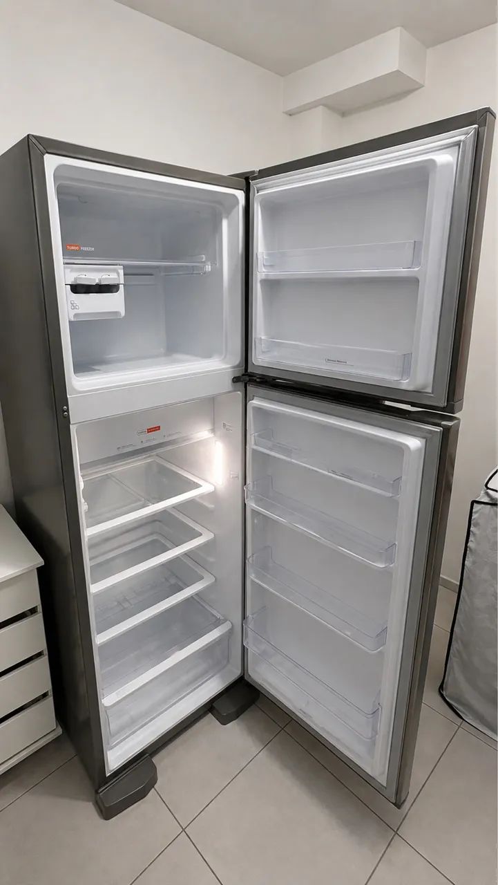 Geladeira duplex inox Brastemp 
