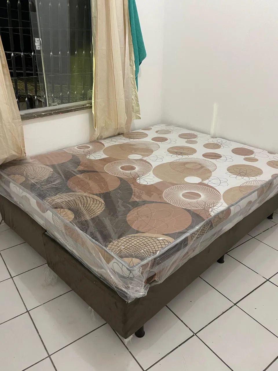 Cama  queen size de molhas ensacadas  - Foto 3