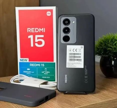 Redmi 15 256 GB Cinza e Preto