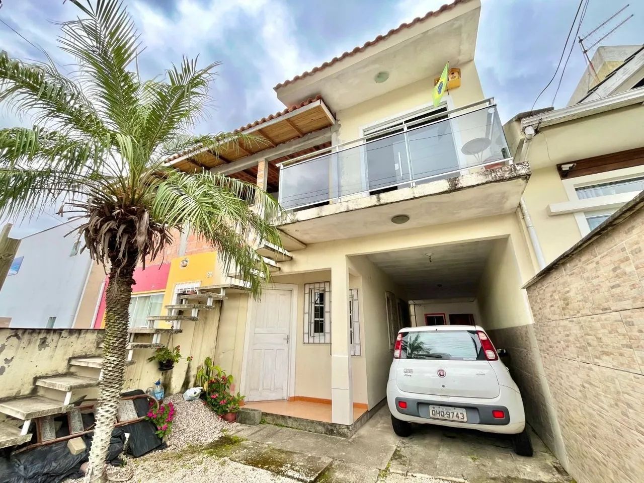Casa com kitnets e loja térrea à venda, 188 m² - São Sebastião - Palhoça/SC