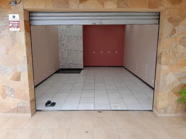 Sala comercial próxima ao Terminal do Hauer