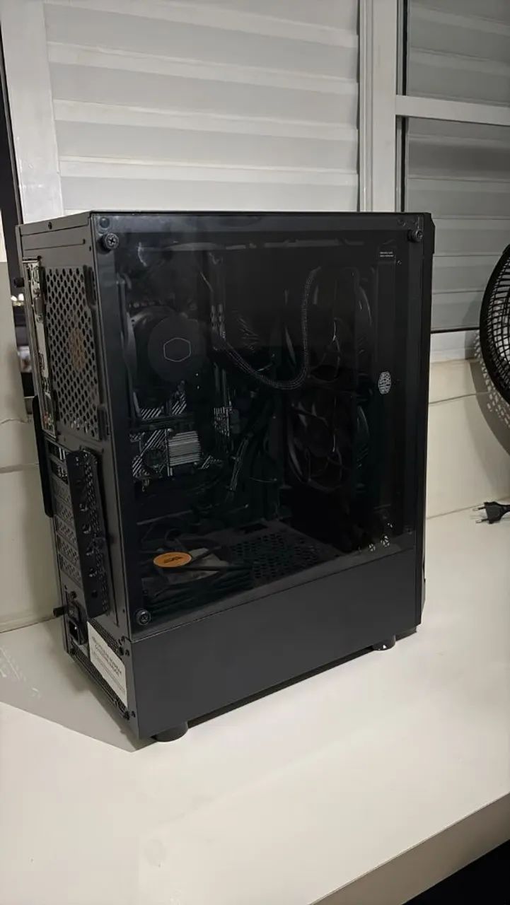 Computador com i7 10700k 32giga de RAM 1tb  ssd