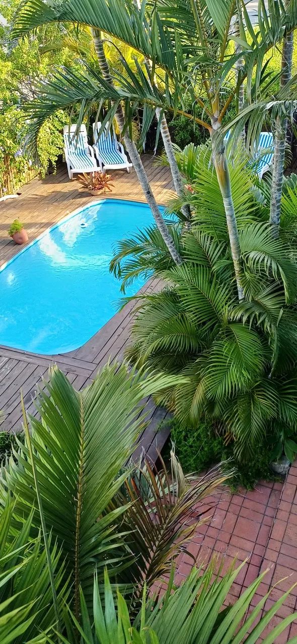 Casa/pousada com piscina 150 MT do mar