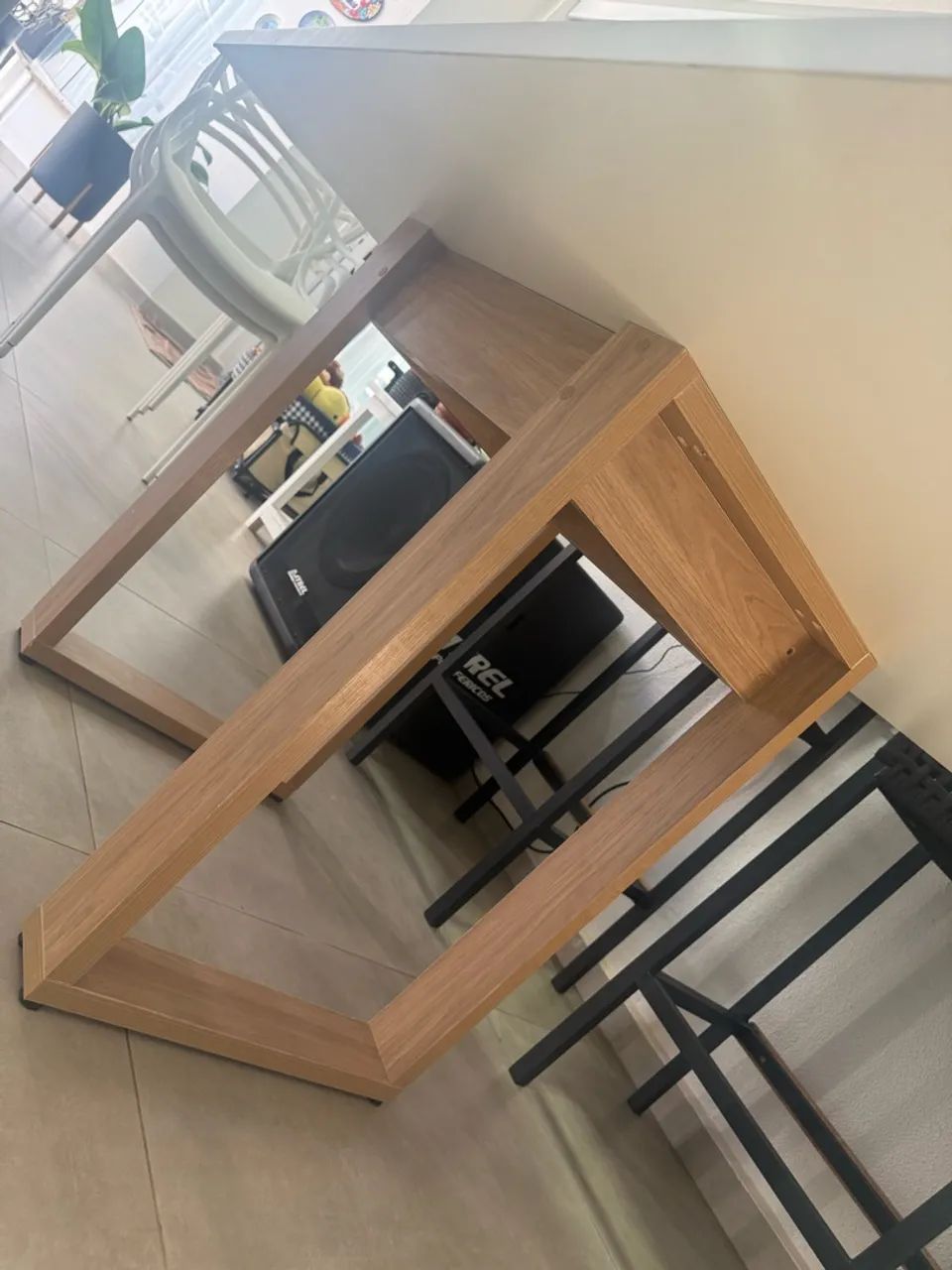 Mesa bem nova  - Foto 3