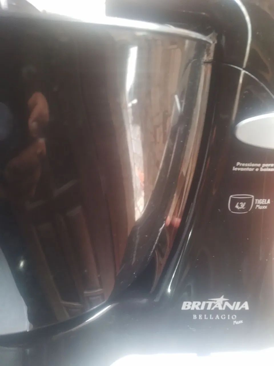 Vendo um liquidificador uma batedeira  uma cafeteira  - Foto 4