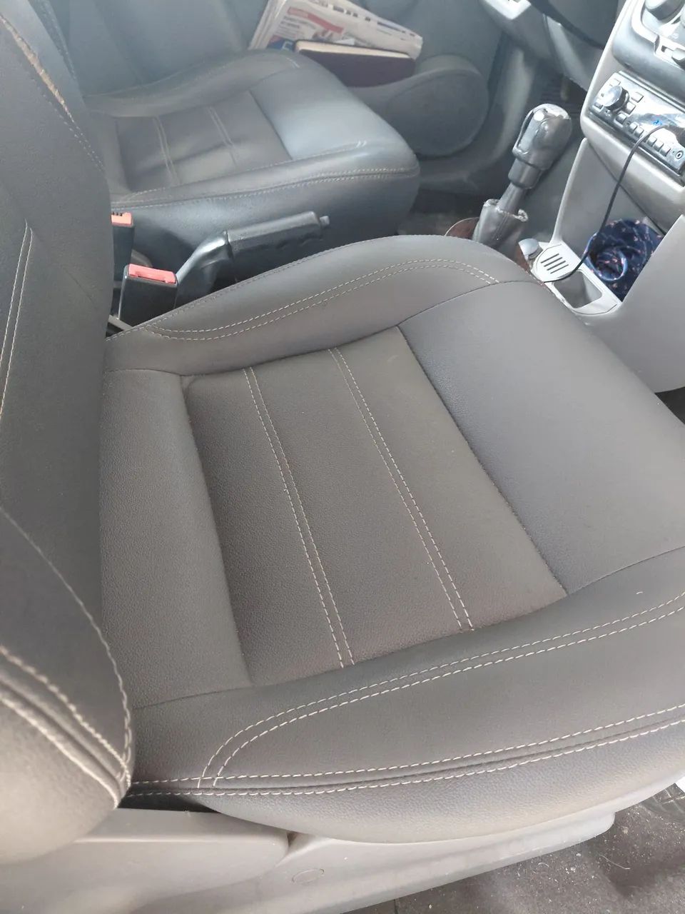 Prisma vermelho 2012 - Foto 2