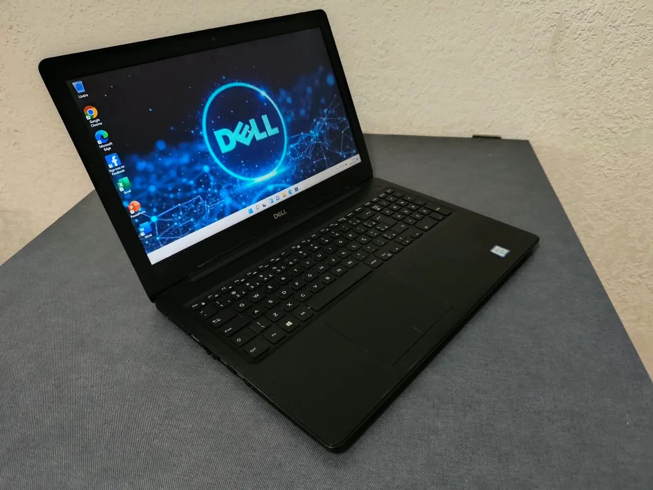 Notebook Dell inspiron i5. 8 GB. SSD 256 GB  - Foto 4