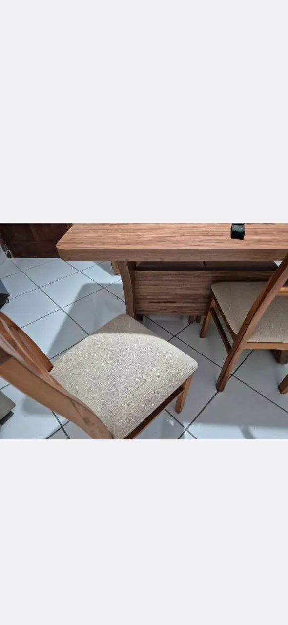 Conjunto de Mesa com cadeiras - Foto 2