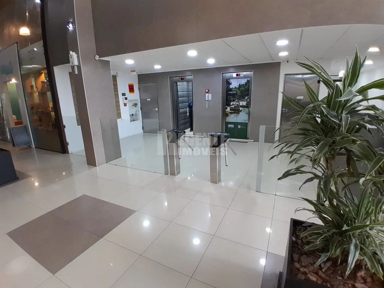 Ótima sala comercial para locação no bairro Itacorubi! - Foto 5