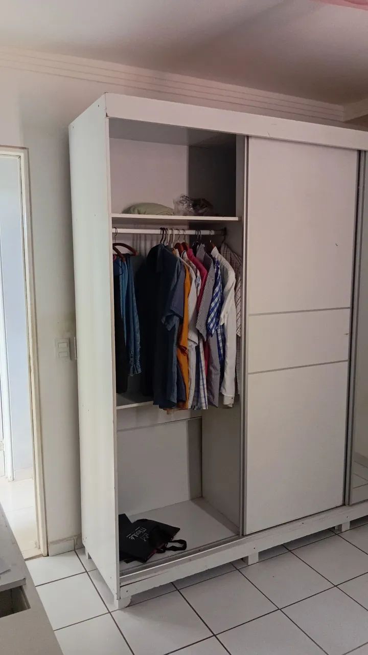 Vendo Guarda Roupa de Casal. - Foto 2