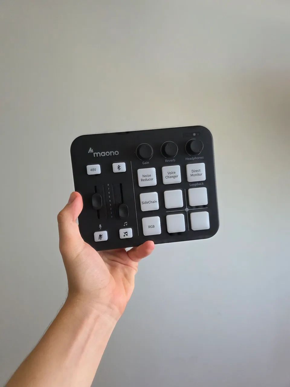 Mesa de Som / Interface de Áudio Maonocaster G1 Neo