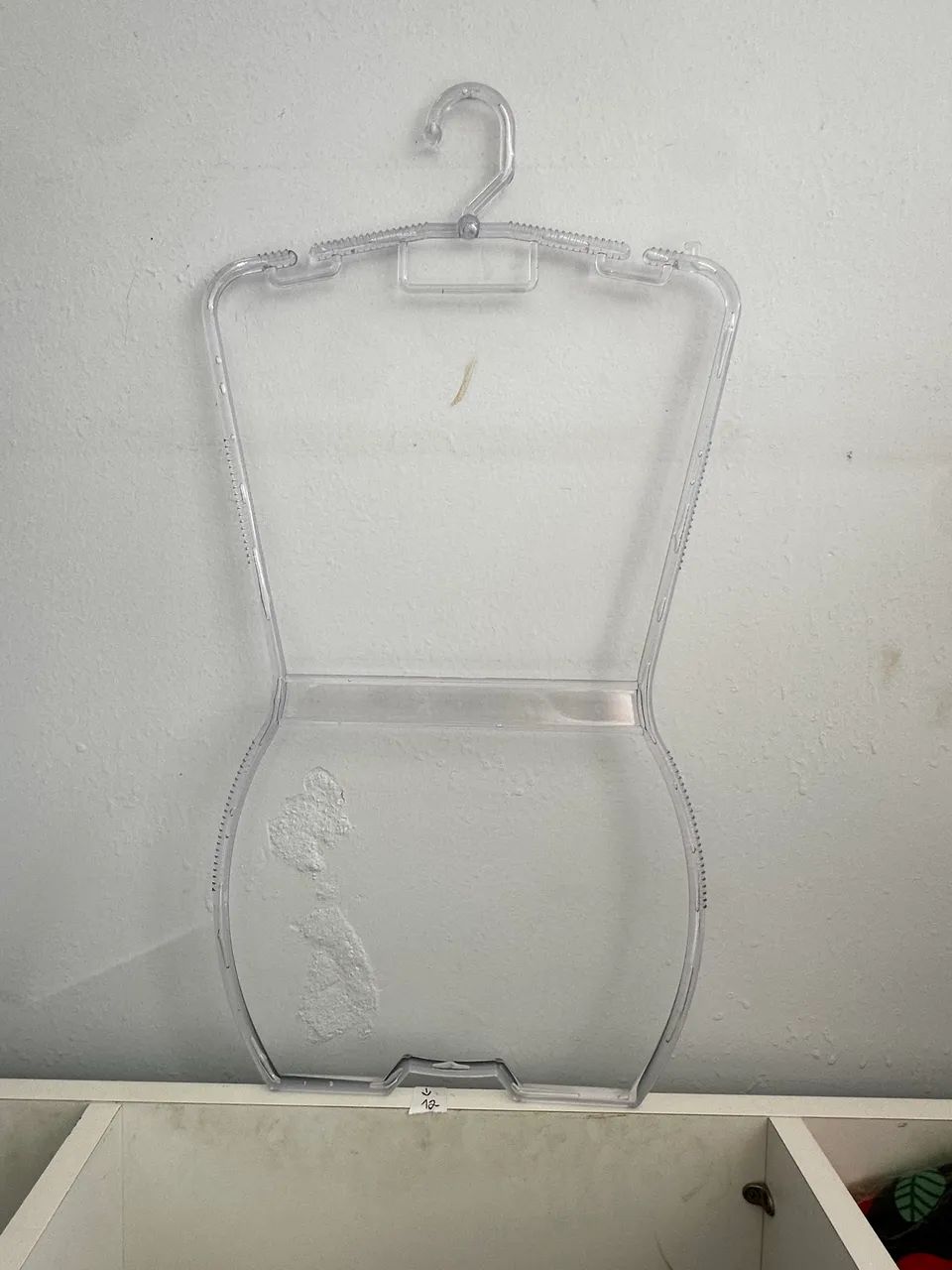 EXPOSITOR INFANTIL EM ACRÍLICO TRANSPARENTE ?