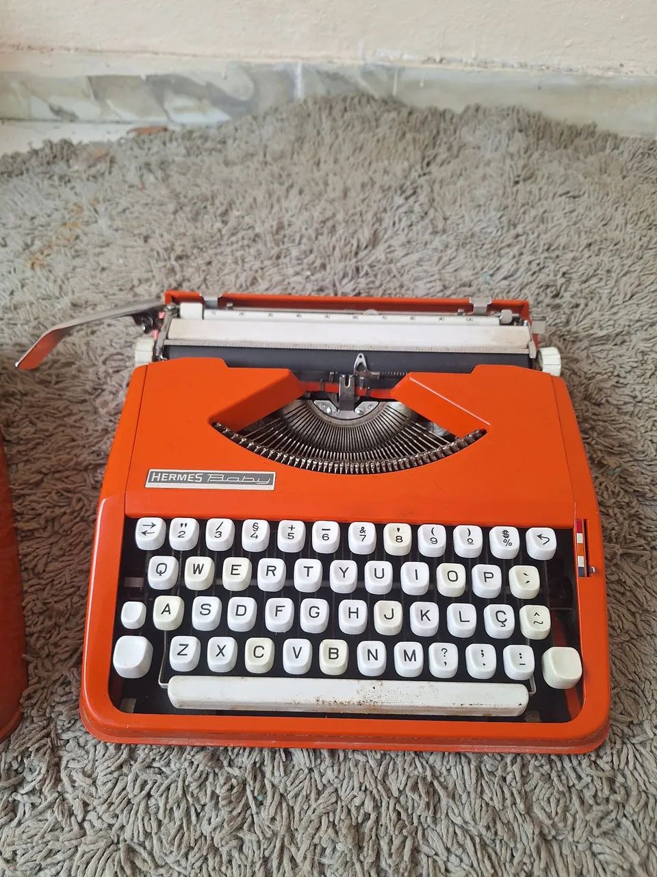 Maquina de escrever Hermes baby