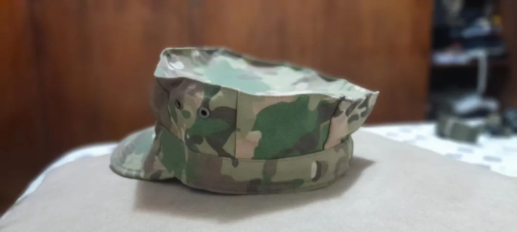 Gorra militar US 8 pontas camuflado multicam tamanho 60. - Foto 3