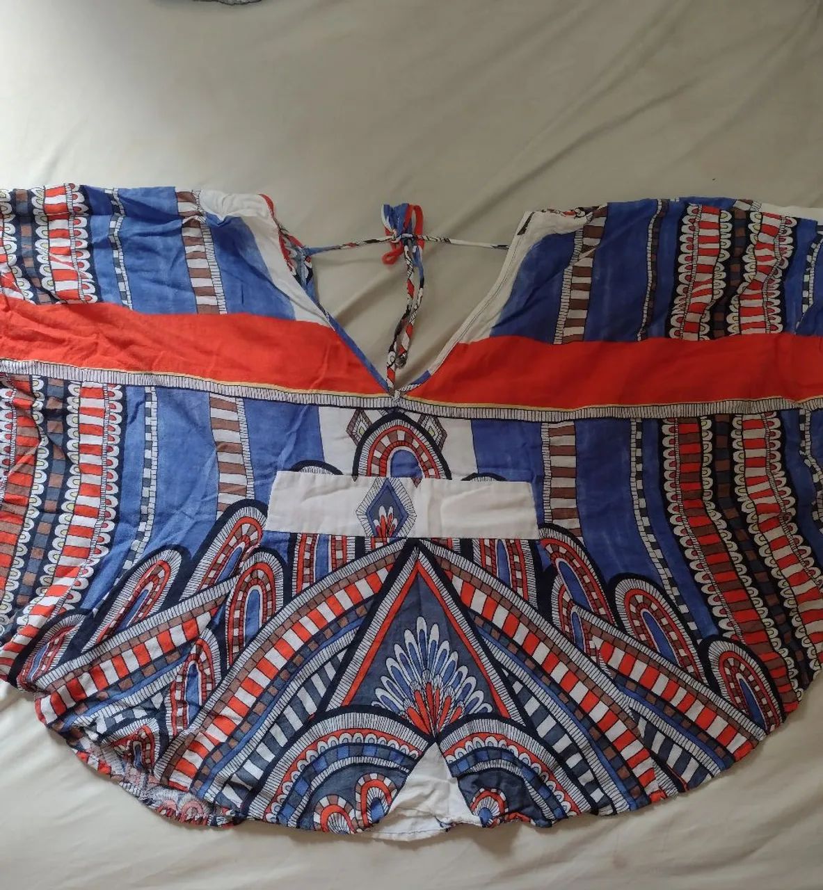 Blusa estilo morcego 