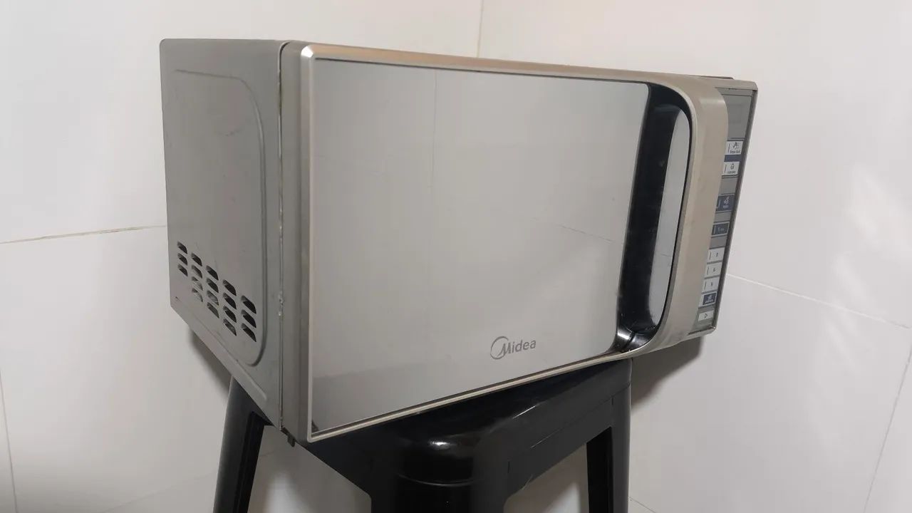 Microondas 20L 220V