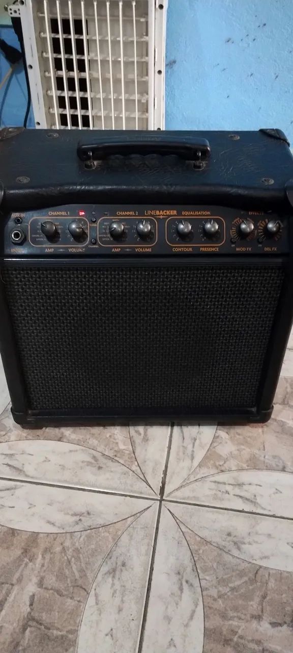 Amplificador Laney Inglês 