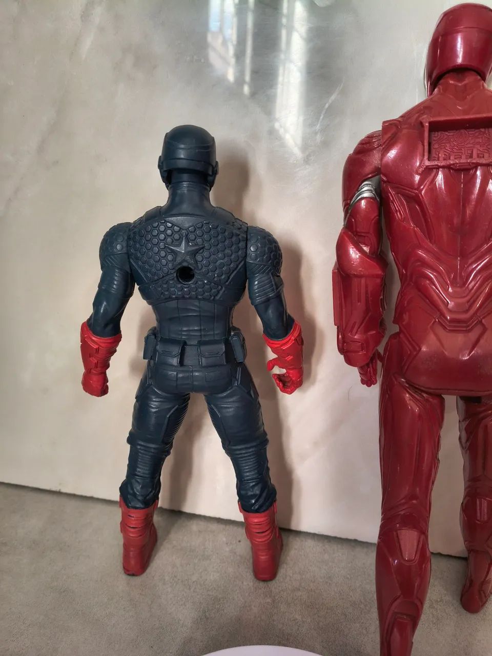 Bonecos Capitão América e homem de ferro - Foto 5