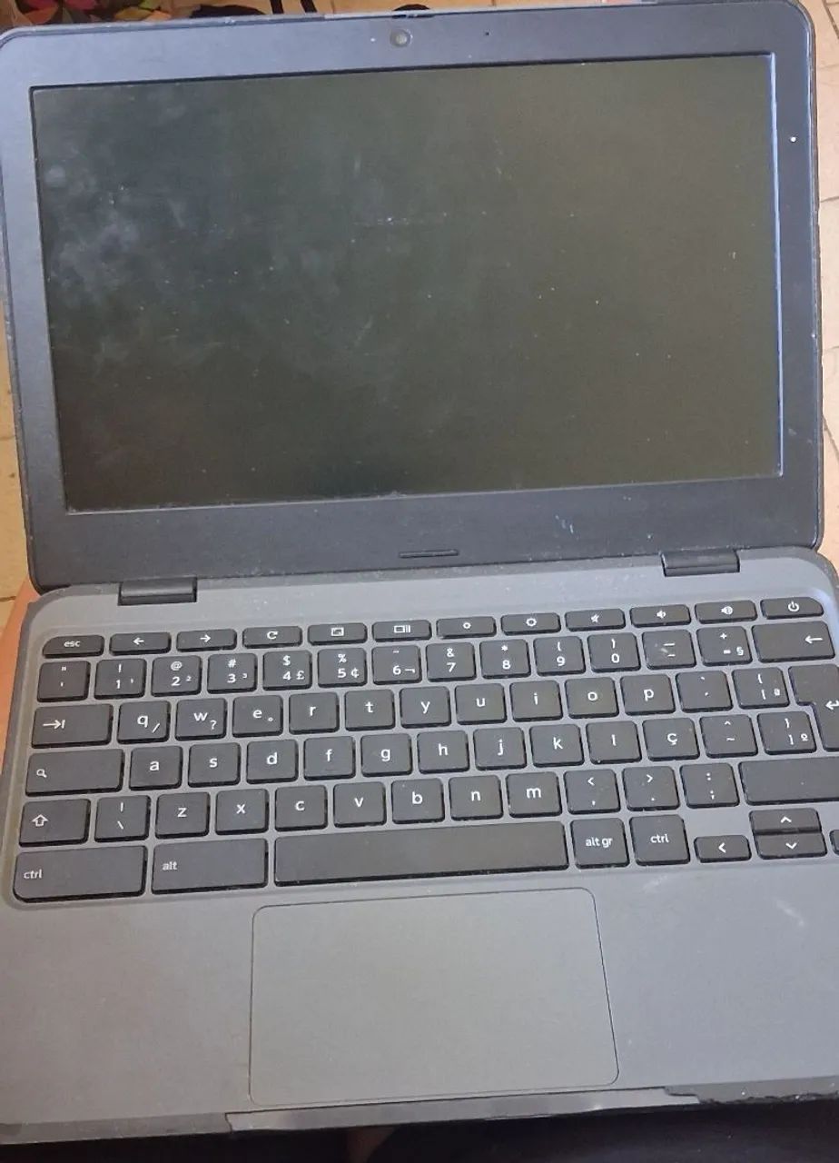 Chromebook Lenovo com defeito