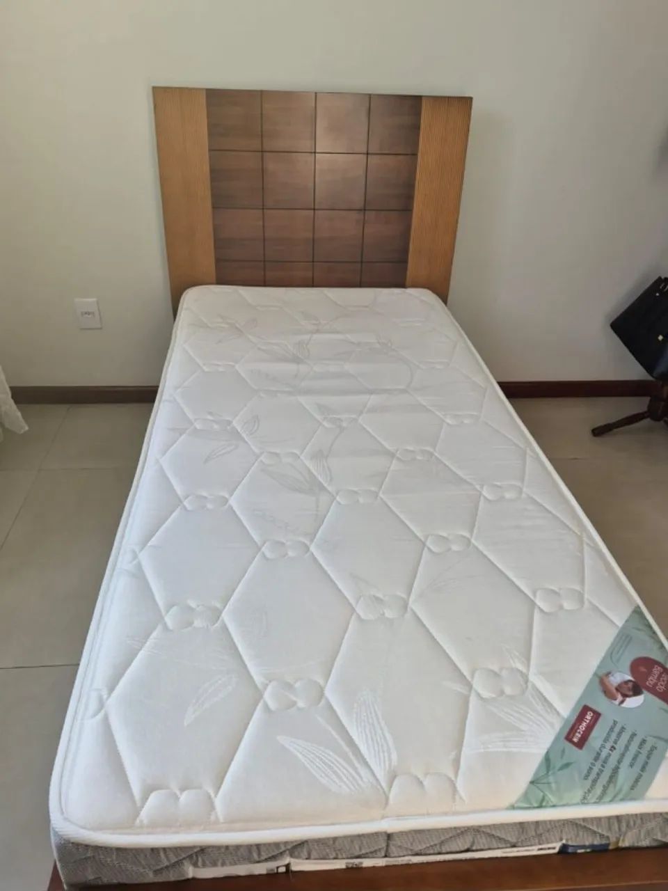 Cama e Colchão - Usados