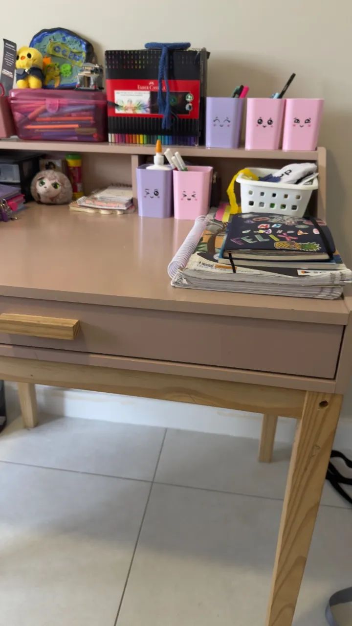 Escrivaninha  - Foto 3