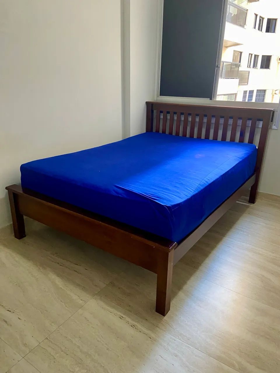 Cama com colchão 