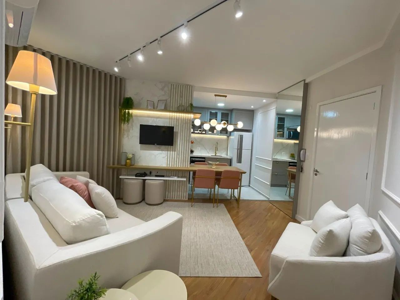 APARTAMENTO MOBILIADO - Foto 5