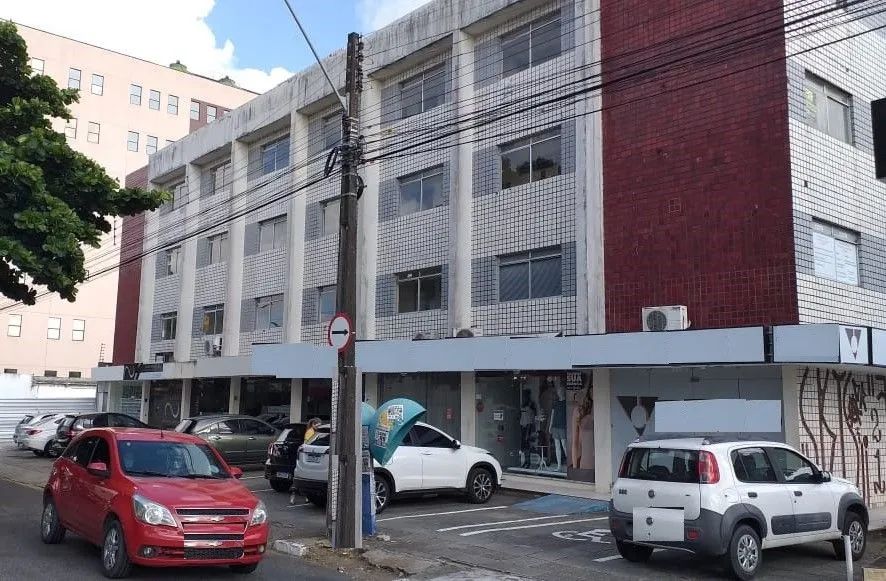 Sala comercial com banheiro