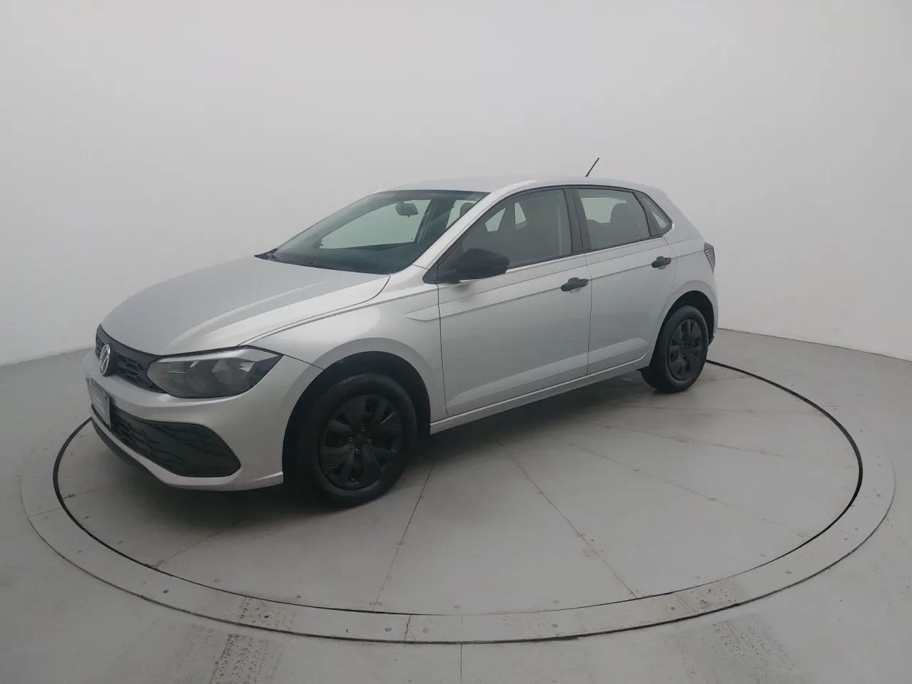 Volkswagen Polo Track 1.0 Flex 12V 5p, foto 1 de 18