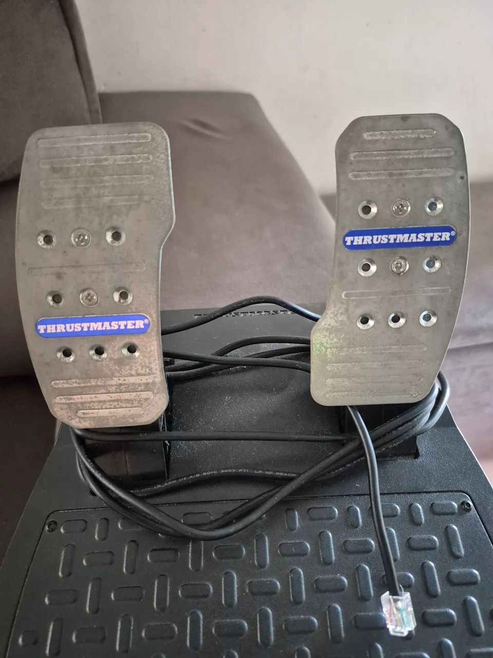 Pedais Thrustmaster - Foto 2