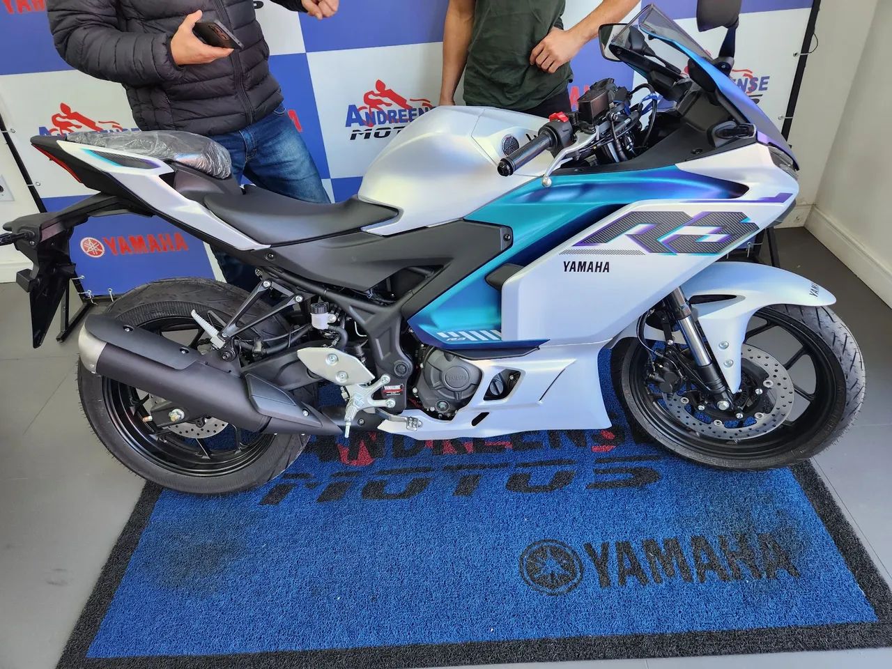 Yamaha r3  - Foto 2