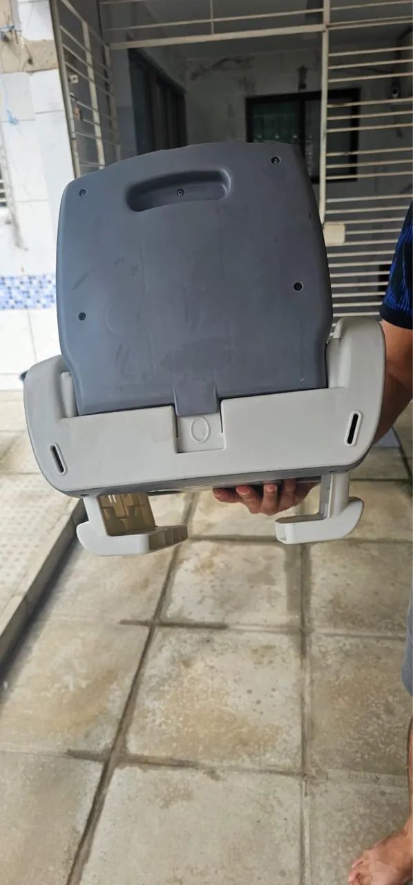 Cadeira alimentação  - Foto 2